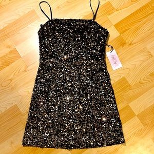 NWT Black Velvet dress with Rose Gold sequins! M